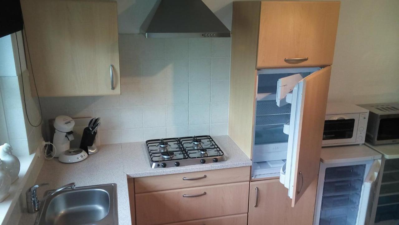 Uut In Thuus 21A Apartment Бурен Екстериор снимка